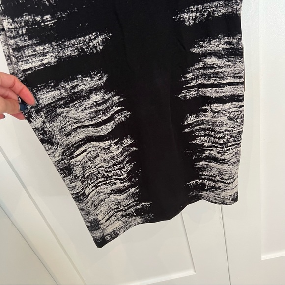 Black and white midi pencil long sleeve dress - Picture 5 of 10
